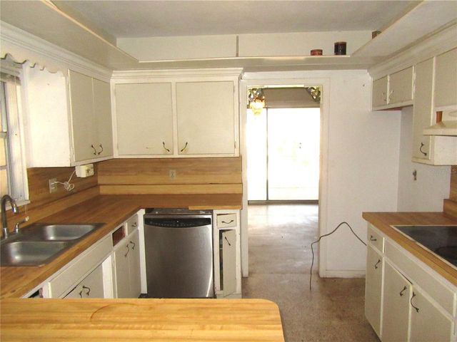 1213 CUTTINGIN PLACE, Tampa, FL 33612