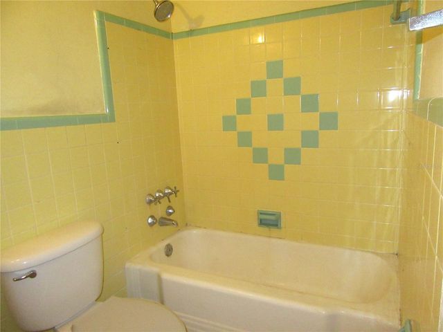 1213 CUTTINGIN PLACE, Tampa, FL 33612