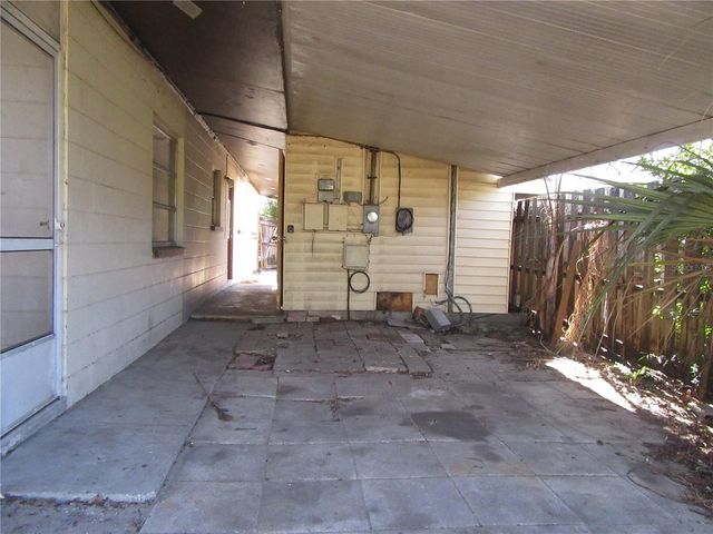 1213 CUTTINGIN PLACE, Tampa, FL 33612