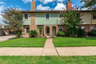 1456 Silverpines Road 456, Houston, TX 77062