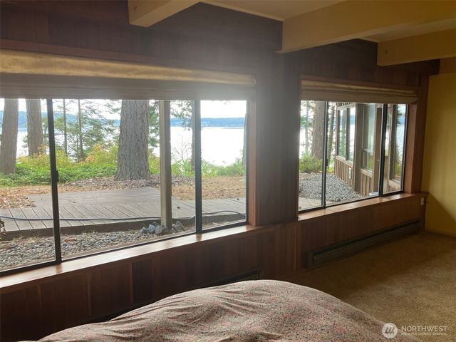 3155 Fox Spit Road, Langley, WA 98260
