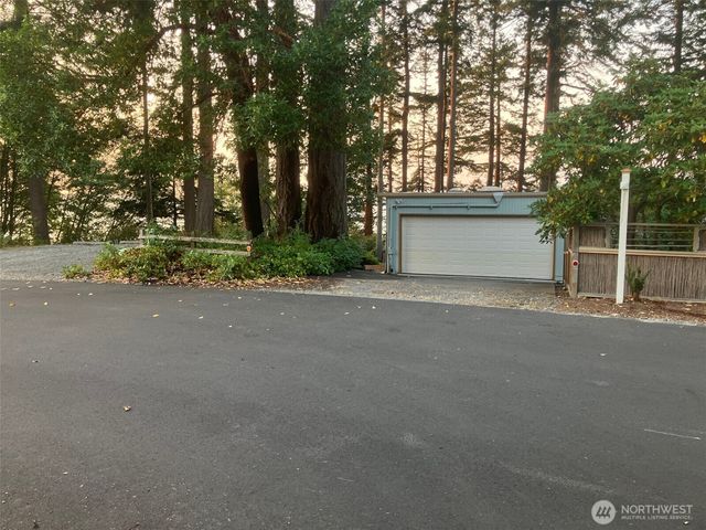 3155 Fox Spit Road, Langley, WA 98260