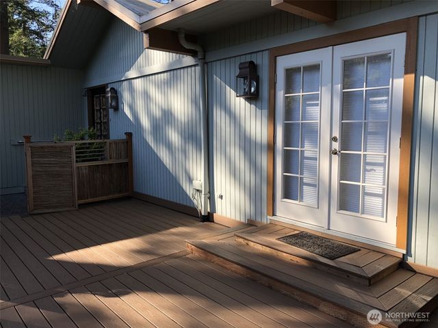 3155 Fox Spit Road, Langley, WA 98260