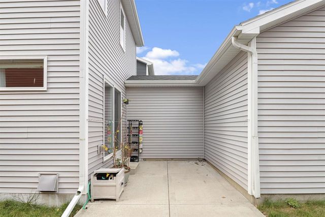 5912 Minong Lane, Fitchburg, WI 53711