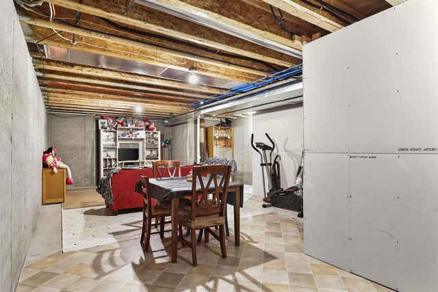 5912 Minong Lane, Fitchburg, WI 53711