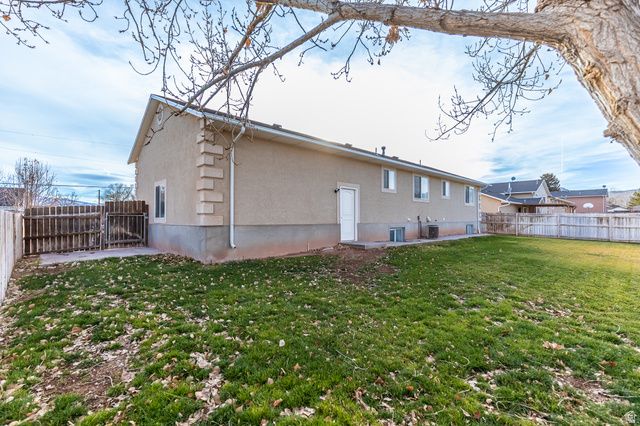 330 W 700 S, Richfield, UT 84701