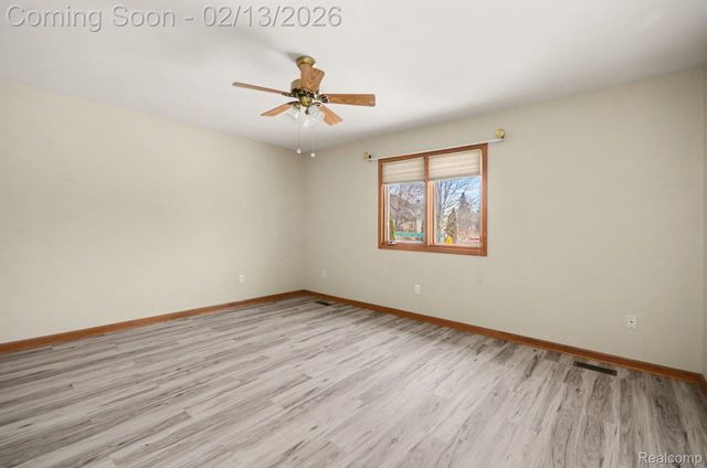 39516 Vinnie Court, Clinton Charter Township, MI 48038