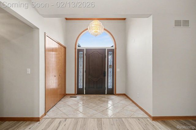 39516 Vinnie Court, Clinton Charter Township, MI 48038