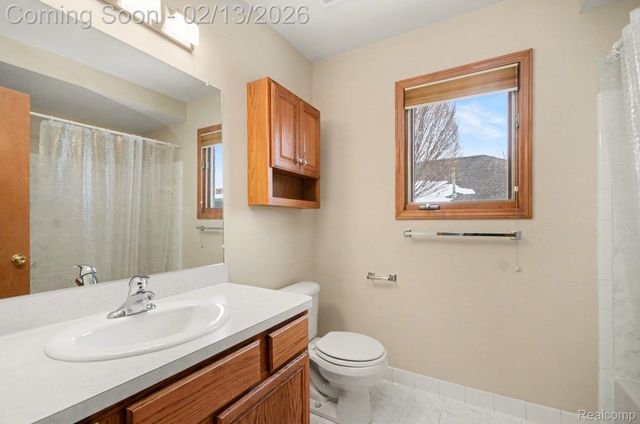 39516 Vinnie Court, Clinton Charter Township, MI 48038