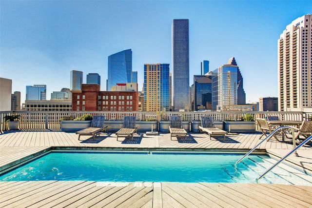 915 Franklin Street 2E, Houston, TX 77002