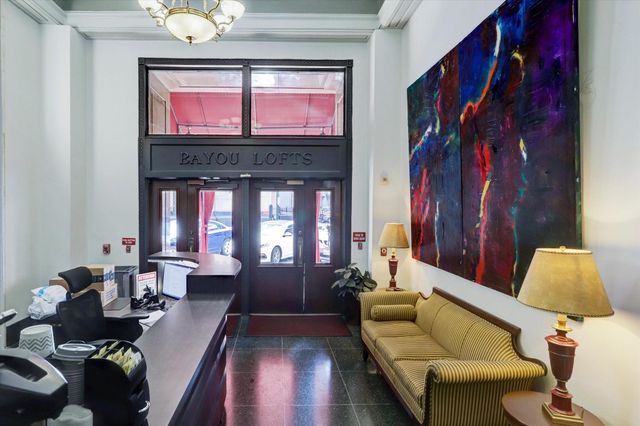 915 Franklin Street 2E, Houston, TX 77002