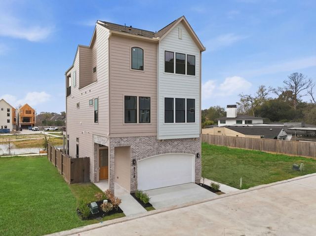 8713 Padua Lane, Houston, TX 77055