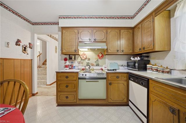 5405 Greenbrook DR, Portsmouth, VA 23703