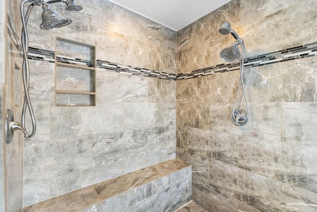 795 Blvd Of The Champions, Shalimar, FL 32579