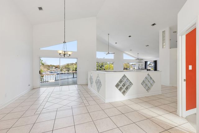 795 Blvd Of The Champions, Shalimar, FL 32579