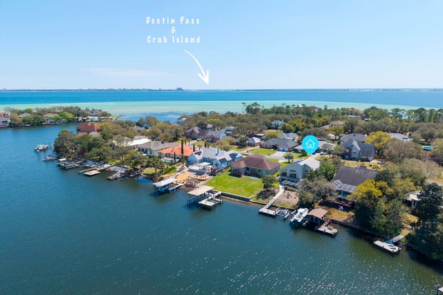 795 Blvd Of The Champions, Shalimar, FL 32579