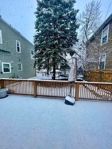 3322 N KOSTNER Avenue, Chicago, IL 60641