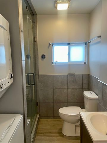 3322 N KOSTNER Avenue, Chicago, IL 60641