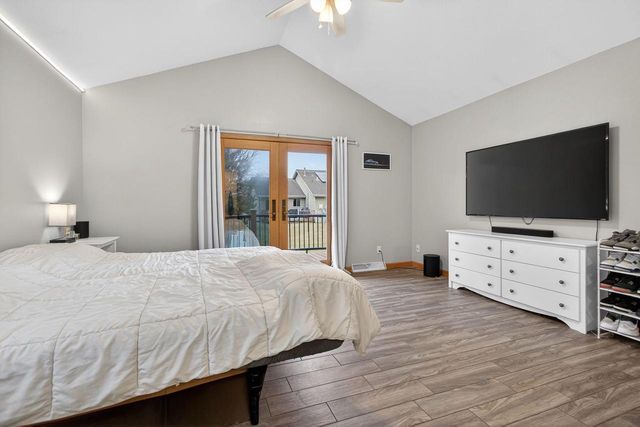 1422 GOLDENROD CIRCLE, West Bend, WI 53095