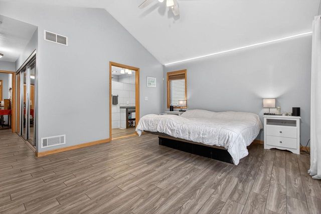 1422 GOLDENROD CIRCLE, West Bend, WI 53095