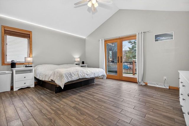 1422 GOLDENROD CIRCLE, West Bend, WI 53095