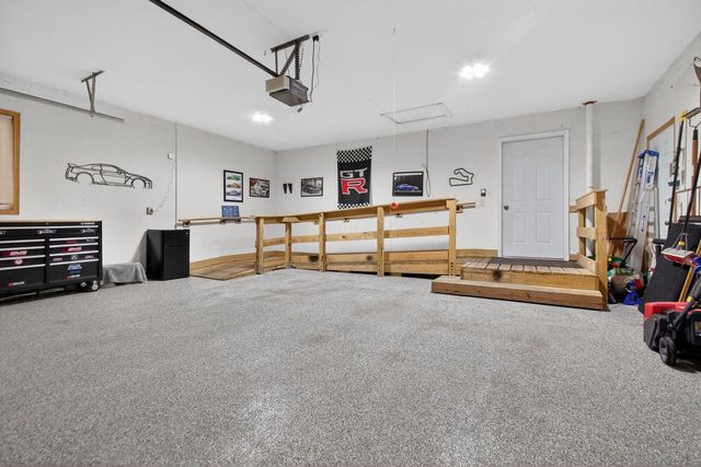 1422 GOLDENROD CIRCLE, West Bend, WI 53095