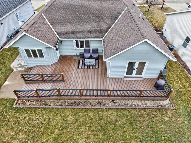 1422 GOLDENROD CIRCLE, West Bend, WI 53095