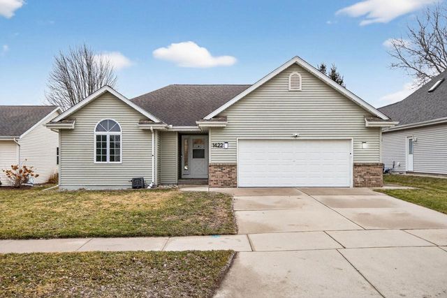 1422 GOLDENROD CIRCLE, West Bend, WI 53095