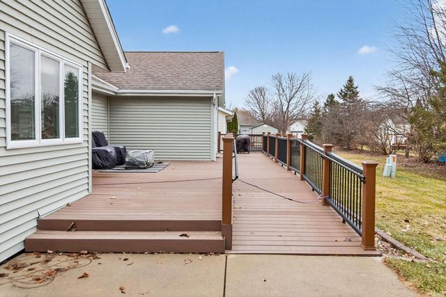 1422 GOLDENROD CIRCLE, West Bend, WI 53095
