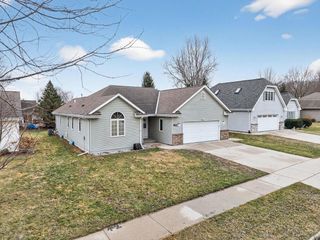 1422 GOLDENROD CIRCLE, West Bend, WI 53095