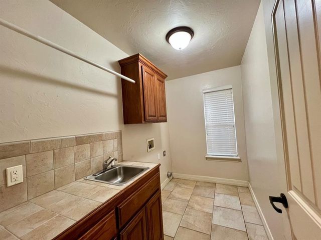 1604 Dorothy Drive, Oklahoma City, OK 73160