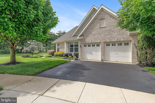 14 POINSETTIA LN, Marlton, NJ 08053