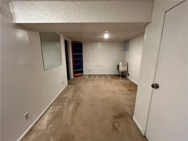 20701 S Walker Road, Spring Hill, KS 66083