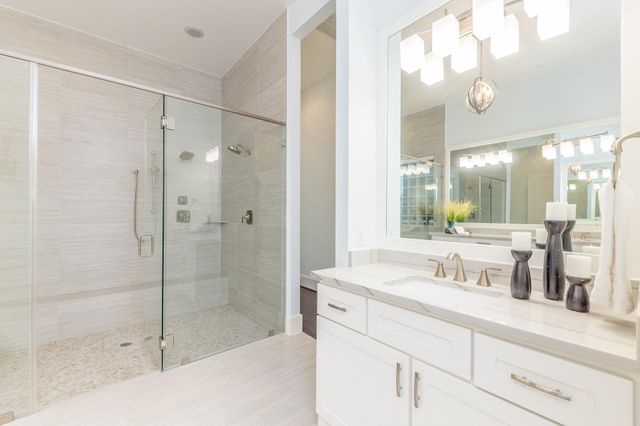 15323 Oyster Creek Lane SE, Sugar Land, TX 77478