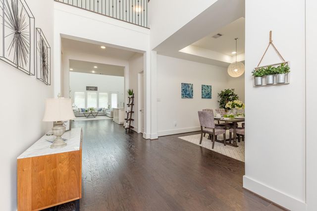 15323 Oyster Creek Lane SE, Sugar Land, TX 77478