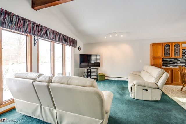 37518 Arlington Drive, Willoughby, OH 44094