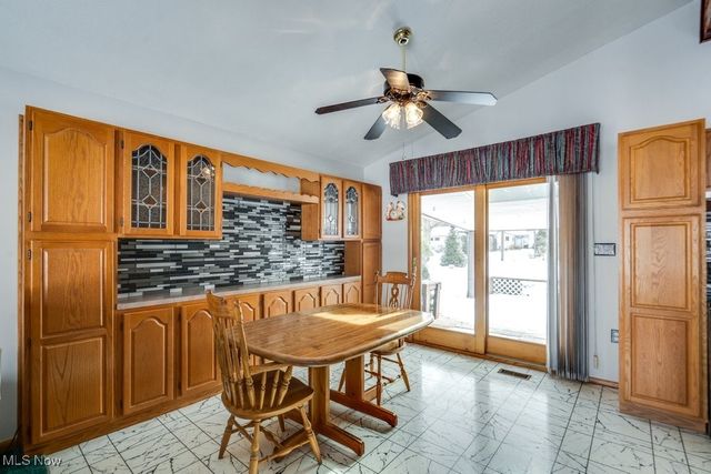 37518 Arlington Drive, Willoughby, OH 44094