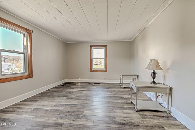 4855 Bloomingdale Road, Kingsport, TN 37660