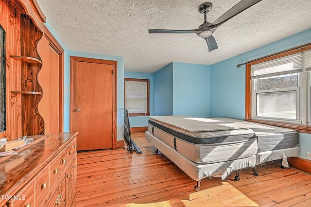 4855 Bloomingdale Road, Kingsport, TN 37660