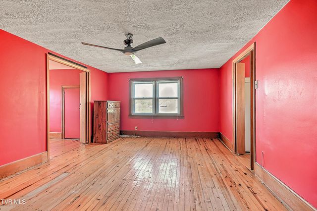 4855 Bloomingdale Road, Kingsport, TN 37660