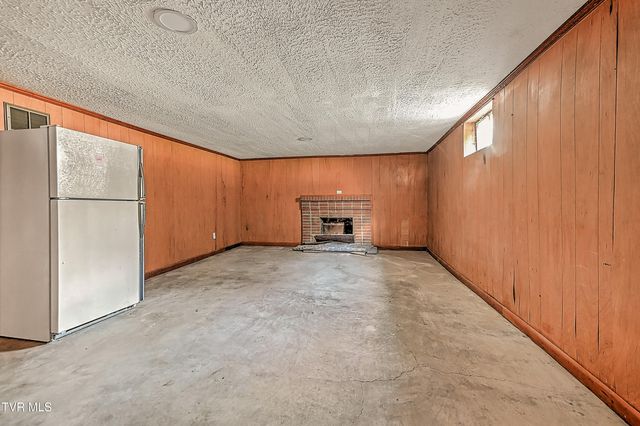 4855 Bloomingdale Road, Kingsport, TN 37660