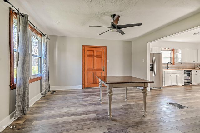 4855 Bloomingdale Road, Kingsport, TN 37660