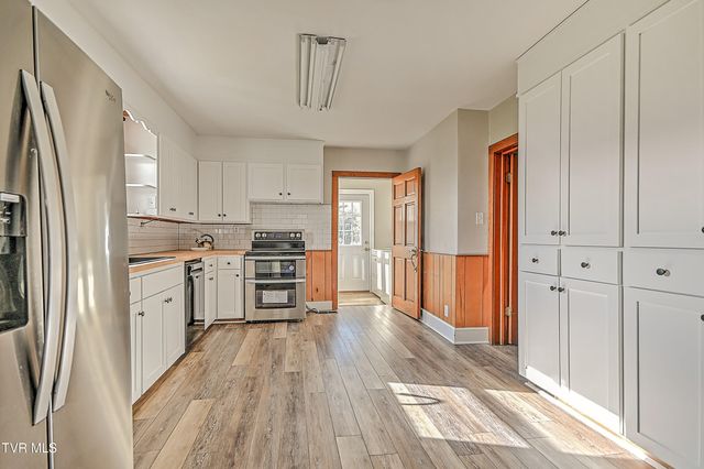 4855 Bloomingdale Road, Kingsport, TN 37660