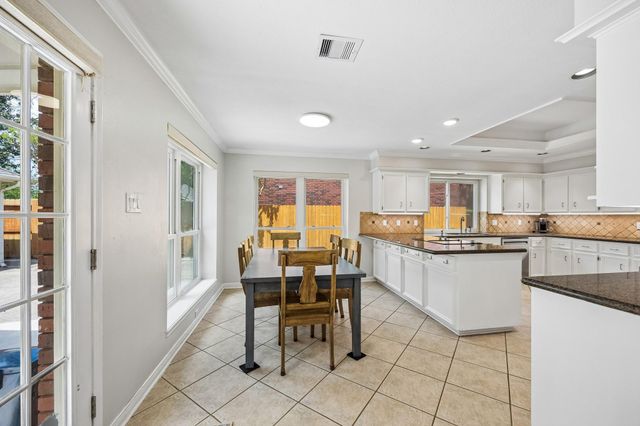 15114 Greenleaf Lane, Houston, TX 77062