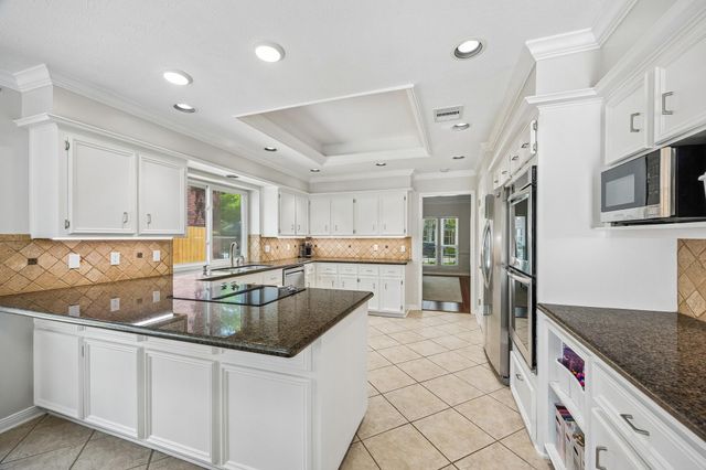 15114 Greenleaf Lane, Houston, TX 77062