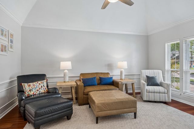 15114 Greenleaf Lane, Houston, TX 77062