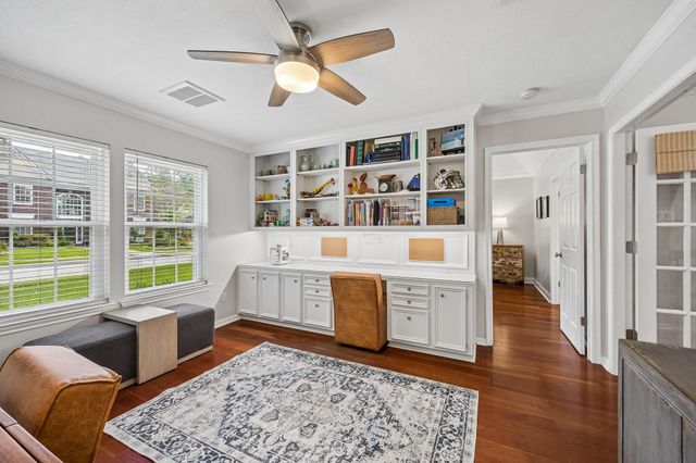 15114 Greenleaf Lane, Houston, TX 77062