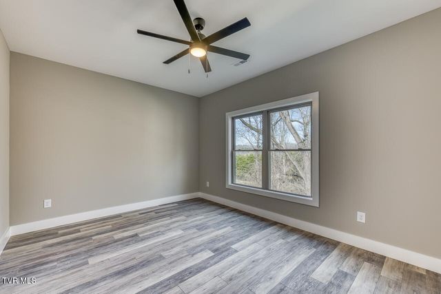 1091 Traders Walk, Johnson City, TN 37601