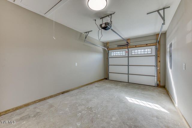 1091 Traders Walk, Johnson City, TN 37601