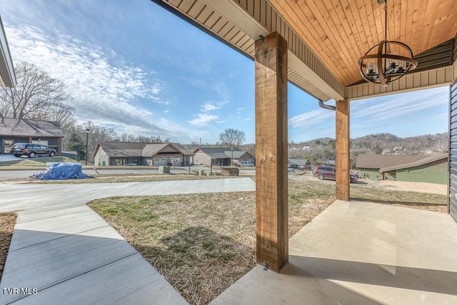 1091 Traders Walk, Johnson City, TN 37601